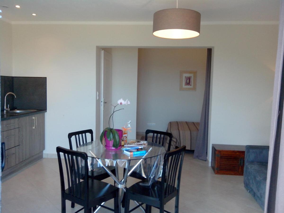 Appartement Vue Sur Mer Santa-Maria-di-Lota Esterno foto